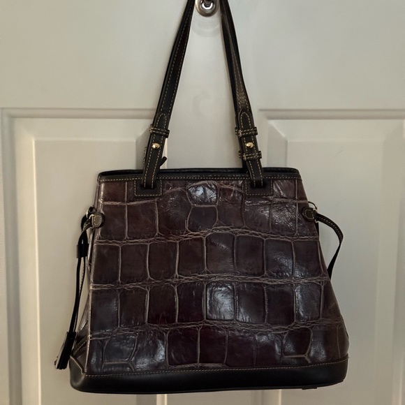 Dooney & Bourke Croc Embossed double handle tassel Bag Brown & Black & key fob - Picture 14 of 16